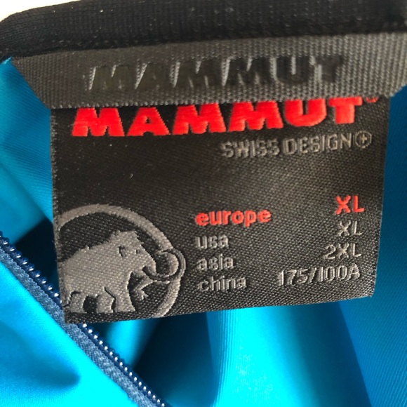 Women’s XL windbreaker. Never worn. Runs small. - Picture 4 of 4